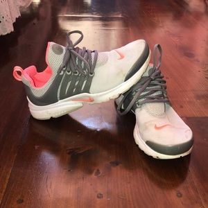 Women’s Nike Air Shoes